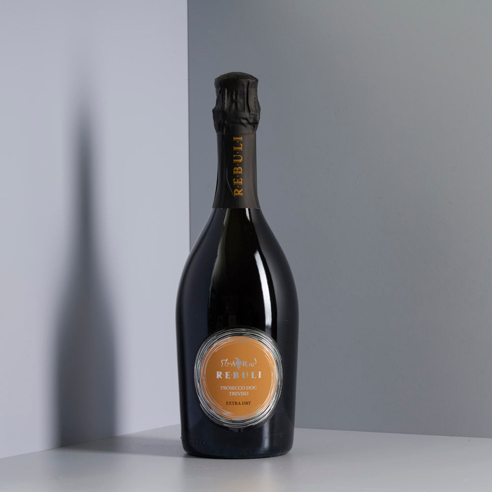 flasche prosecco von rebuli extra dry
