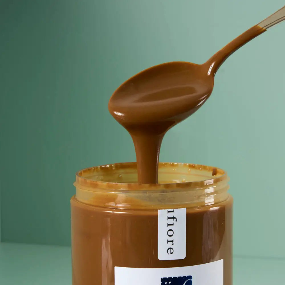 premium haselnusspaste piemont vom für Müsli und Dessert