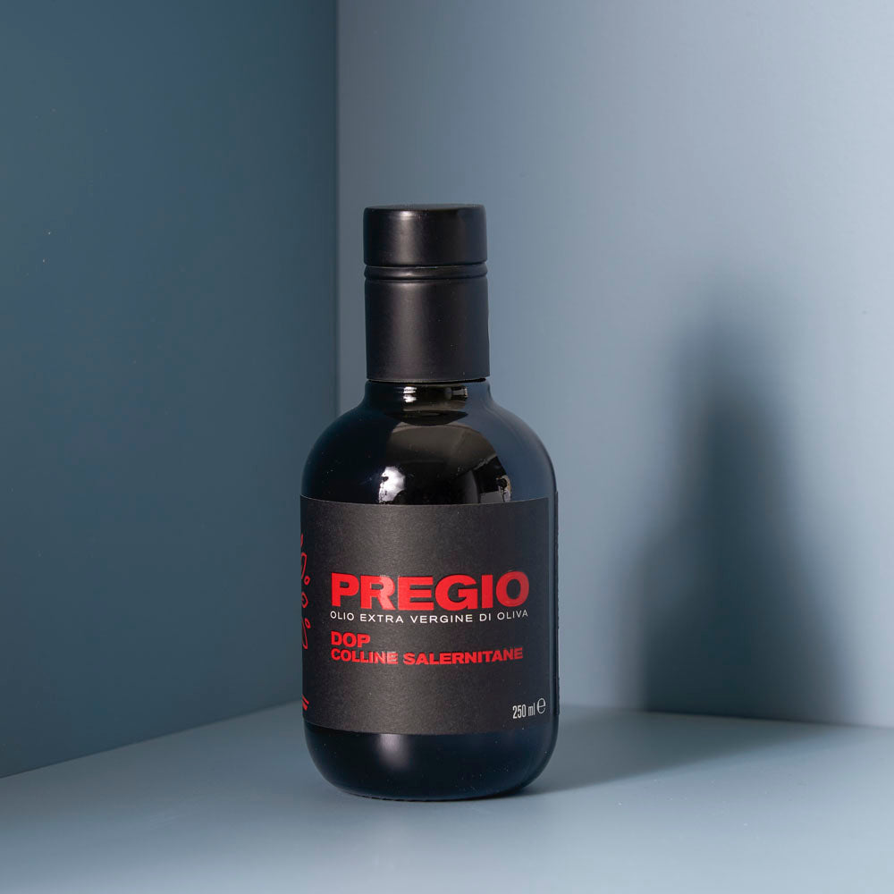 olivenöl von pregio aus italien in der kleinen exlusiven flasche für händler und gastronomie zu großhandelskonditionen