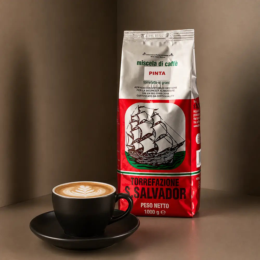 san salvador pinta espressobohnen mit cappuccino
