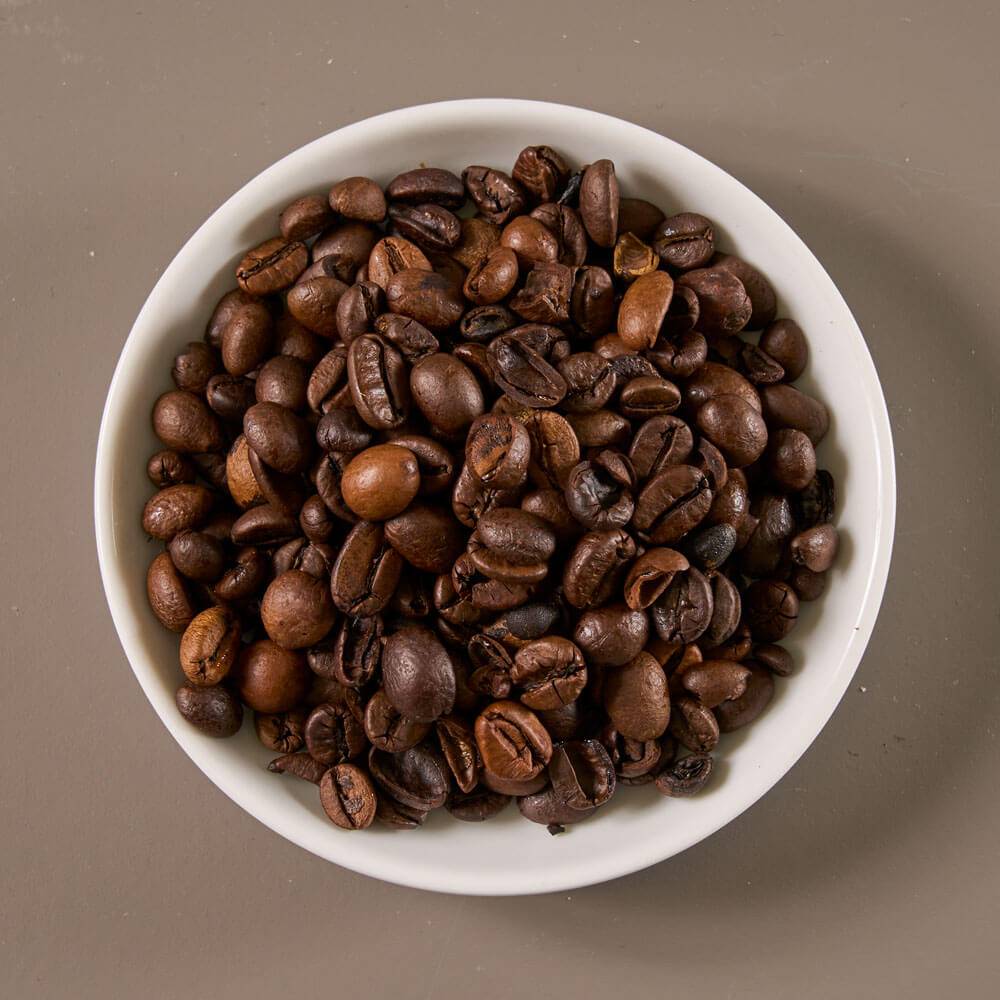 espressobohnen in schale - sorte caffe trombetta red bar