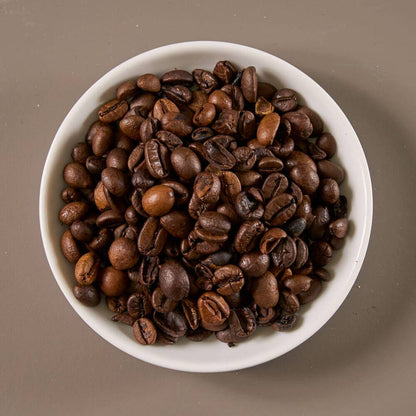 espressobohnen in schale - sorte caffe trombetta red bar